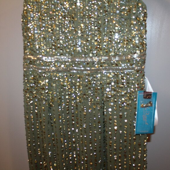NWT Mac Duggal Sequined High Neck Sleeveless Column Gown Olive Green sz 12 93603 - Picture 3 of 10